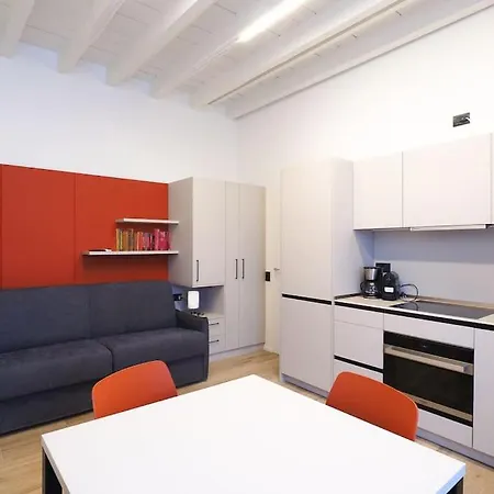 公寓 La Casa Di Ringhiera Porta Venezia 米兰